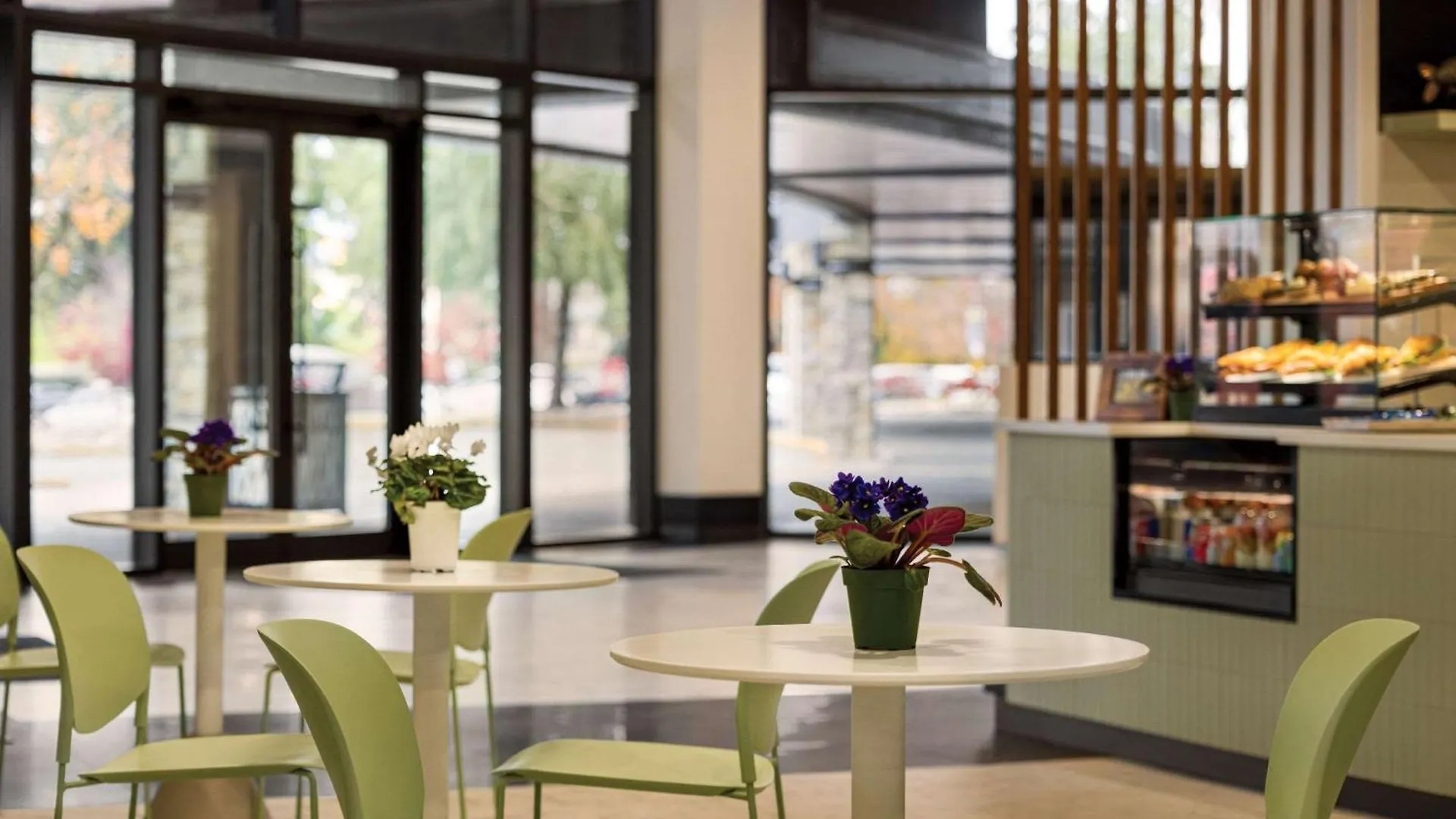 ****  Radisson Blu Vancouver Airport Hotel & Marina Richmond Canada