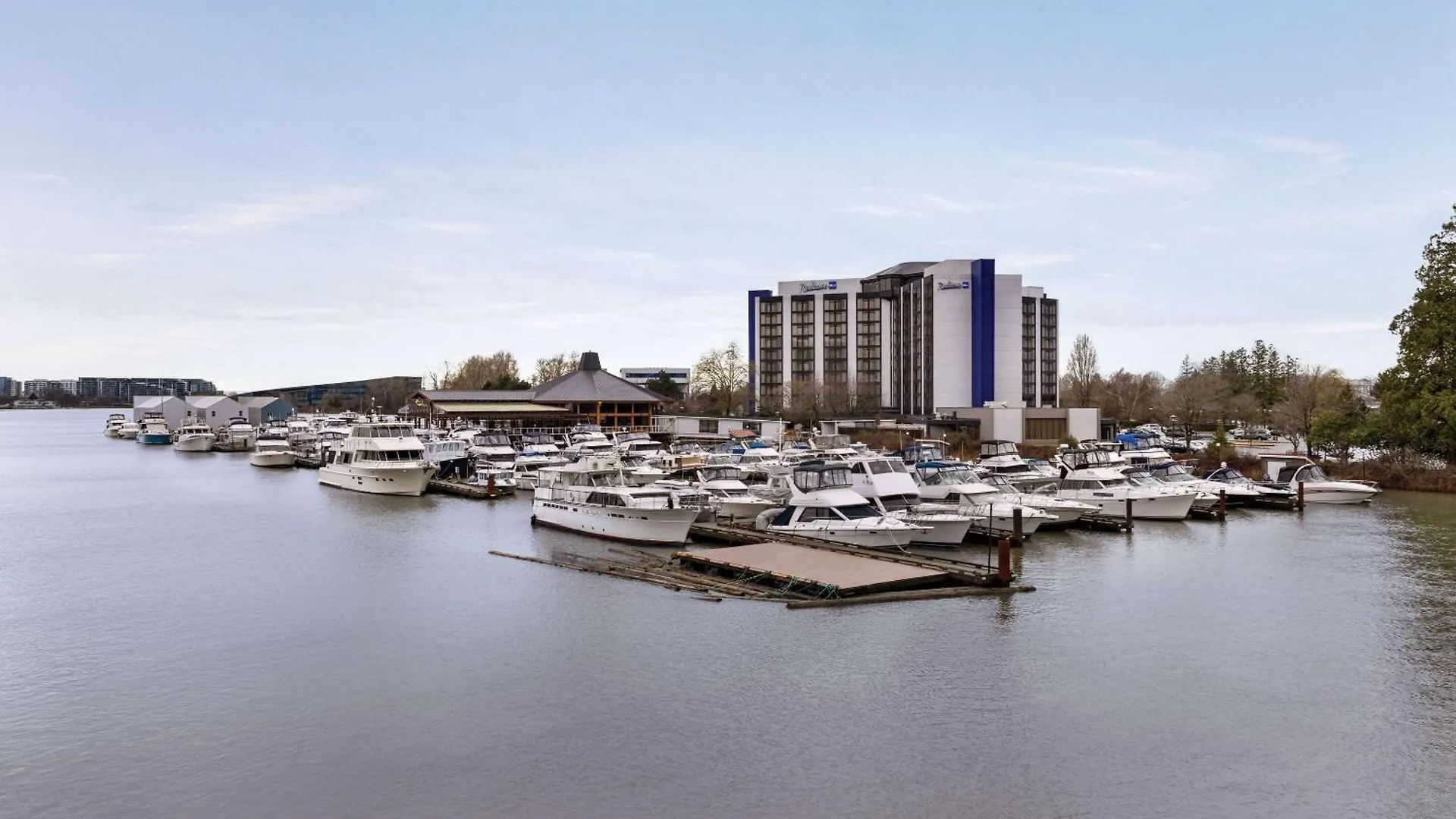 ****  Pacific Gateway Hotel at Vancouver Airport Richmond Canada