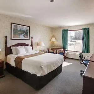 Ramada By Wyndham Edmonton Airport Hotel