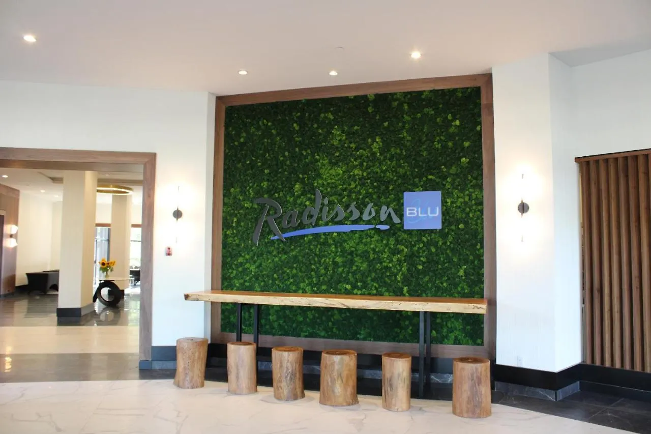 Radisson Blu Vancouver Airport Hotel & Marina Richmond
